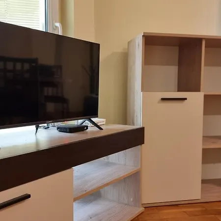 Apartamento Two Close To Center, *